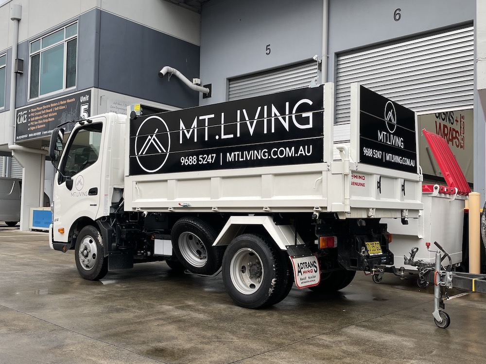 MT LIVING DECAL TRUCK WRAP
